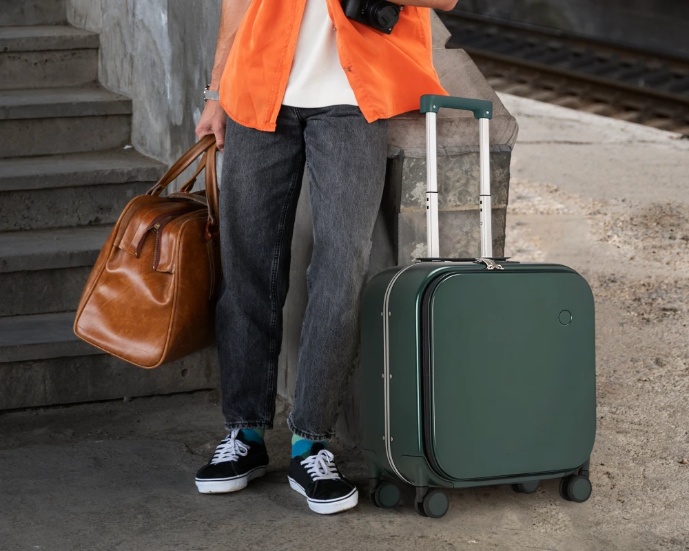 cute rolling suitcase